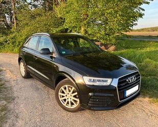 Audi Audi Q3 Quattro S-Line | PANO | KAMERA | AHK | 8-F Gebrauchtwagen