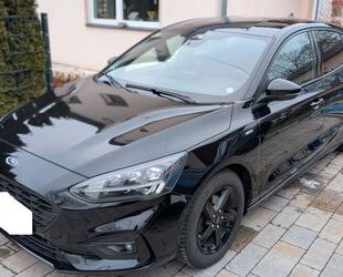 Ford Ford Focus 1,0 EcoBoost 92kW ST-Line, TÜV neu Gebrauchtwagen