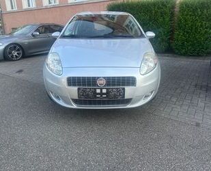 Fiat Fiat Grande Punto 1.2 8V Actual+KLIMA+TÜV NEU+5TÜR Gebrauchtwagen