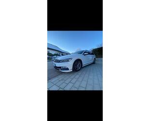 VW Volkswagen Passat Variant 2.0 TDI DSG R-Line Gebrauchtwagen