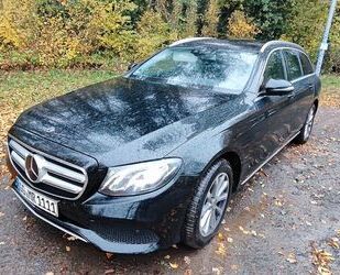 Mercedes-Benz Mercedes-Benz E 220 d T Autom. Leder, 360 Kamera, Gebrauchtwagen