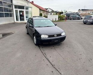 VW Volkswagen Golf 1.4 Special 1HAND/KLIMA/SITZHEIZUN Gebrauchtwagen