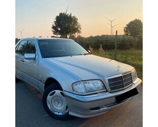 Mercedes-Benz Mercedes-Benz C 180 ELEGANCE Elegance Gebrauchtwagen