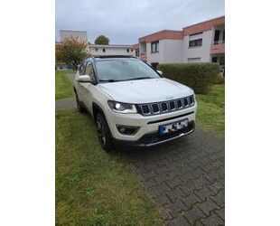 Jeep Jeep Compass 2.0 MultiJet 103kW 140 PS Limited Gebrauchtwagen