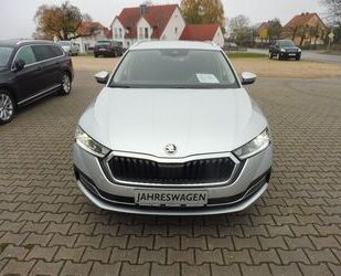 Skoda Skoda Octavia 2.0 TDI DSG STYLE COMBI/LED/ACC/99 Gebrauchtwagen