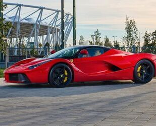 Ferrari Ferrari LaFerrari ROSSO CORSA- 1 OF 499 Gebrauchtwagen