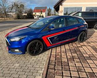 Ford Ford Focus Lim. ST als Diesel in Top Zustand mit L Gebrauchtwagen