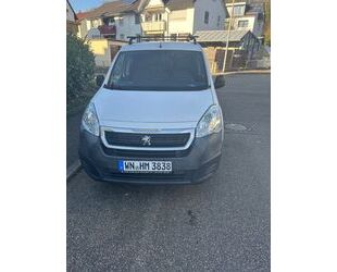 Peugeot Peugeot Partner L1 Premium 1.6 HDI 3-Sitzer Klima Gebrauchtwagen