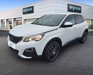 Peugeot Peugeot 3008 Active Pure Tech 130 Navi/ Shzg Gebrauchtwagen