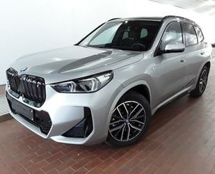 BMW BMW iX1 xDrive30 M Sportpaket Widescreen HuD H&K P Gebrauchtwagen