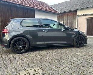 VW Volkswagen Golf 7 GTI 2.0 TSI Gebrauchtwagen