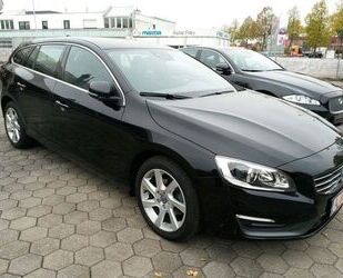 Volvo Volvo V60 D4 Momentum 180PS, vollaustattung Gebrauchtwagen