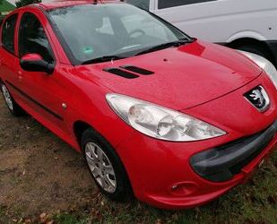 Peugeot Peugeot 206+ 1.Hand , wenig km ,TÜV NEU !!! Gebrauchtwagen