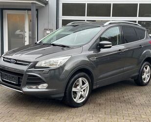 Ford Ford Kuga Titanium * Navi * AHK * Gebrauchtwagen