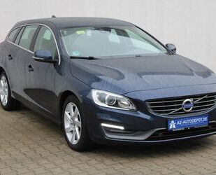 Volvo Volvo V60 Kombi 2.0 D Aut. Momentum TLEDER SHZ NAV Gebrauchtwagen