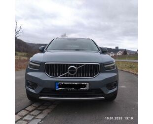 Volvo Volvo XC40 AWD 8fach bereift mit Garantie 36Monate Gebrauchtwagen