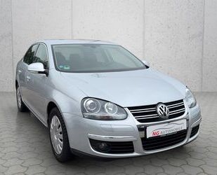 VW Volkswagen Jetta V 1.6 Comfortline*PDC*SHZ*Bi-Xeno Gebrauchtwagen