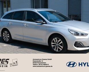 Hyundai Hyundai i30 Kombi 1.0 T-GDI Klima*RFK*SHZ*LHZ* 8 f Gebrauchtwagen