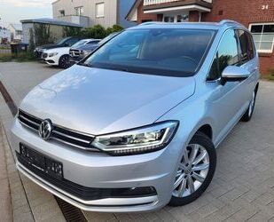 VW Volkswagen Touran 2,0 TDI DSG Highline BMT 7 Sitze Gebrauchtwagen