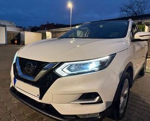 Nissan Nissan Qashqai 1.2 DIG-T Xtronic Panorama TOP Gepf Gebrauchtwagen