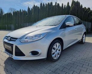 Ford Ford Focus Lim. 1.0 AHK Klima el.FH EURO 5 ZV Radi Gebrauchtwagen