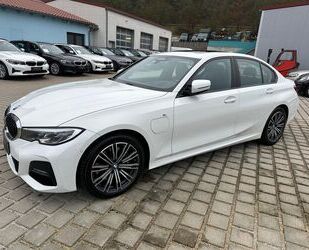 BMW BMW 330 e M Sport Laser, HUD, Navi, AppleCar AHK Gebrauchtwagen