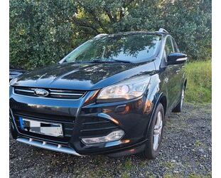 Ford Ford Kuga 2,0 TDCi 4x4 103kW Titanium PowerShift . Gebrauchtwagen