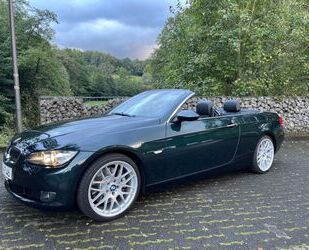 BMW BMW 330i Cabrio - Tiefgrün - 8fach - Apple Car Pl Gebrauchtwagen