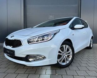 Kia Kia Ceed DreamTeam 1.HD|KAMERA|2.Z-KLIMAAUT|SHZ|NA Gebrauchtwagen