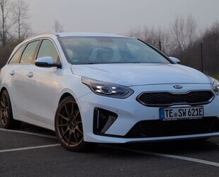 Kia Kia ceed / Ceed 1.6 GDI Plug-In Hybrid Spirit AHK Gebrauchtwagen