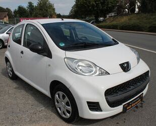 Peugeot Peugeot 107 Petit Filou*Wenig Kilometer*Rentnerfah Gebrauchtwagen