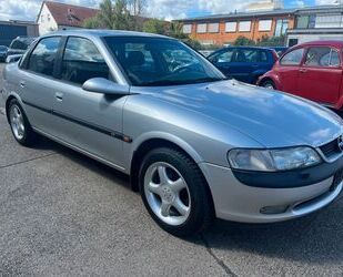 Opel Opel Vectra B 2.5 V6 CD Exklusiv*AUTOMATIK* 2.HAND Gebrauchtwagen