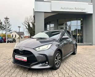 Toyota Toyota Yaris 1.5l Comfort Style Tech*Kamera,SHZ,AC Gebrauchtwagen