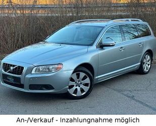 Volvo Volvo V70 2.4D Summum D5 AUTOMATIK | LEDER | BI-XE Gebrauchtwagen