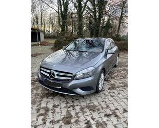 Mercedes-Benz Mercedes-Benz A 180 CDI Urban Navi, Alu, Sportsitz Gebrauchtwagen