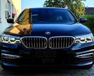 BMW BMW 530d xDrive A - Garagenauto HuD Assist. Allrad Gebrauchtwagen