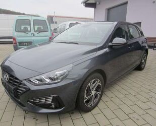 Hyundai Hyundai i30 Pure,Sitzheizung,LM,MFL,PDC Gebrauchtwagen