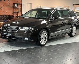 Skoda Skoda Superb Combi Elegance 2.0 TDI/Pano/Xenon/AHK Gebrauchtwagen