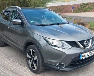 Nissan Nissan Qashqai 1.6 dCi DPF Stdhz. 8xBereift 1.Hand Gebrauchtwagen