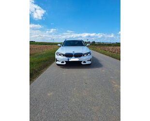 BMW BMW 318i Touring Luxury Line Auto Luxury Line Gebrauchtwagen