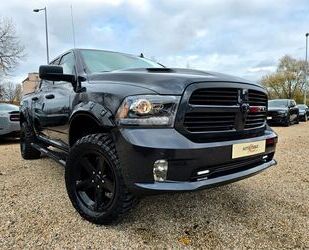 Dodge Dodge RAM 5.7 HEMI Offroad 4x4 / 2