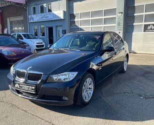 BMW BMW 318i Limousine/Große Navi/Klima+PDC-V-H+ EZ-20 Gebrauchtwagen