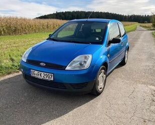 Ford Ford Fiesta 1.4 16V Ghia Ghia Gebrauchtwagen