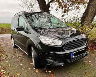 Ford Ford Tourneo Courier 1.0 EcoBoost 74kW Titanium Gebrauchtwagen