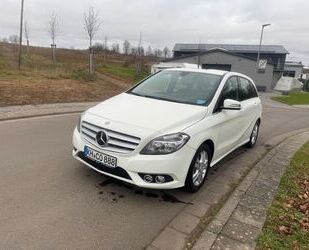 Mercedes-Benz Mercedes-Benz B 180CDI Diesel Automatik Sehr Gut Gebrauchtwagen