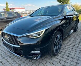 INFINITI Infiniti Q30 S 1.6 Premium Tech*Sport*Navi*GLA Bau Gebrauchtwagen