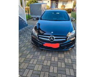 Mercedes-Benz Mercedes-Benz A 180 AMG Line AMG Line Gebrauchtwagen