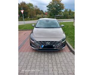 Hyundai Hyundai i30 1.5 T-GDI Hybrid Prime DCT Fastback Pr Gebrauchtwagen