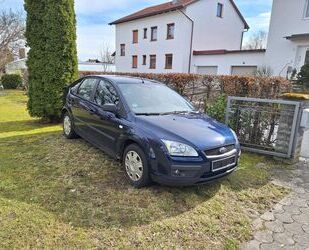 Ford Ford Focus ZV*EFH*KLIMA Gebrauchtwagen