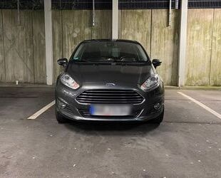 Ford Ford Fiesta titanium Gebrauchtwagen